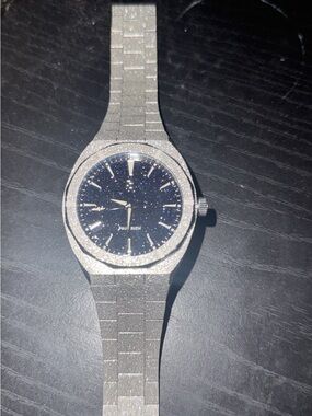Paul Rich stardust Men’s Silver Bracelet Watch with Black Starry Dial